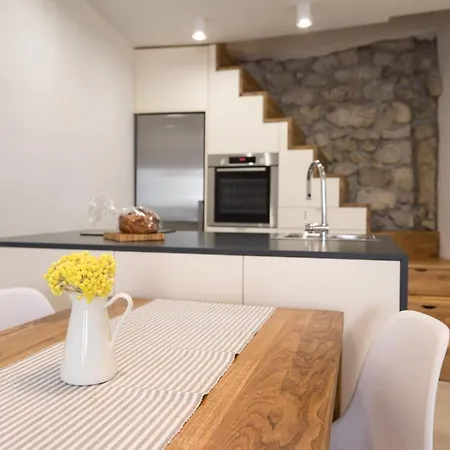 Romantic Stone House In Historic Center Of Vrbnik Exterior photo