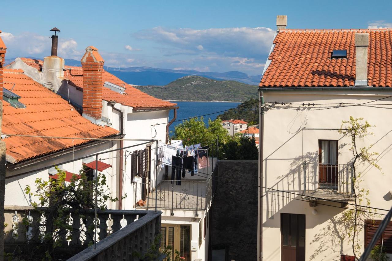 Romantic Stone House In Historic Center Of